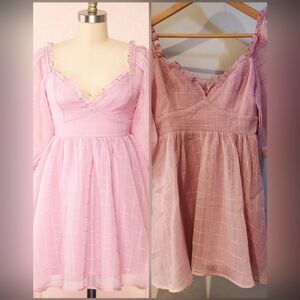 Storia NWT Babydoll Dress Ruffled Sleeve‎ SMALL